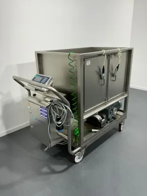 Mettler Toledo IND570xx Industrial Mixing System with 500L Stainless Steel Mixing Skid