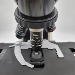 Nikon E200 LED Compound Microscope with 4x, 10x, 40x, and 100x Oil Immersion Objectives, 4 of 4