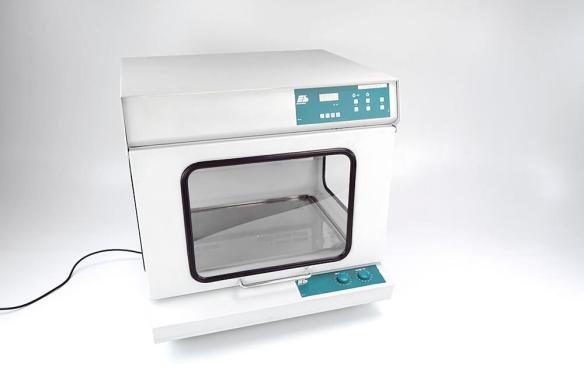Edmund Bühler SM30 TH30 Incubated Orbital Shaker with UV Light, 50°C