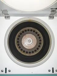 Hettich Mikro 200R Centrifuge, 5 of 5