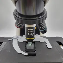 Nikon E200 LED Compound Microscope with 4x, 10x, 40x, and 100x Oil Immersion Objectives, 3 of 4