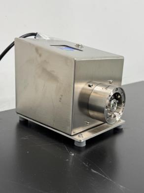 Quattro Flow QF15ADEGNW-115-EZ Stainless Steel Quaternary Diaphragm Pump with Integrated Control Panel-cover