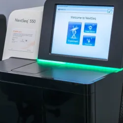Illumina NextSeq 550, 3 of 4