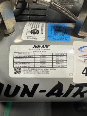 Jun-Air OF302-4B Oil-Free Laboratory Air Compressor with 4L Tank-cover