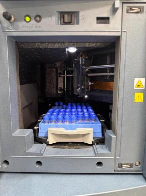 Waters Acquity UPLC System with Photodiode Array Detector for Advanced Analytical Applications-cover