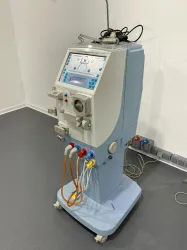 Gambro AK-96 Hemodialysis Machine with Integrated Blood Pump and Dialysate Control, 2 of 4