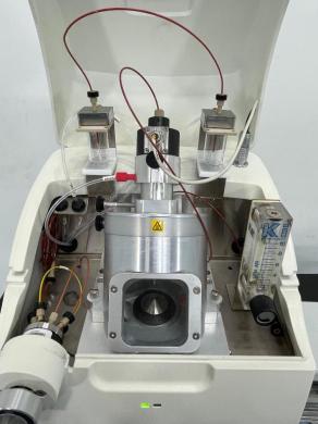 Advion Expression CMS Compact Mass Spectrometer System with Vacuum Pump-cover