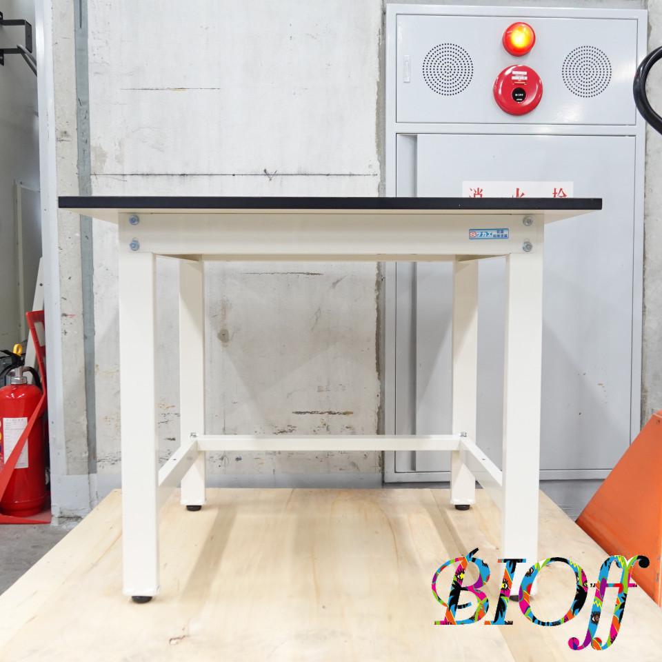 Sakae KK-9075TTGL Laboratory Workbench 90 × 75 × 73 cm White