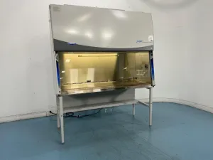 Labconco Logic + Purifier 6' Biosafety Cabinet for Containment and Sterile Workflows, 2 of 4