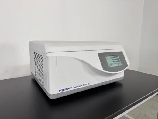 Eppendorf 5910 Ri Refrigerated Benchtop Centrifuge with Touchscreen Control-cover