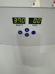 New Brunswick Galaxy 170 S CO2 Incubator Model C017 for Controlled Cell Culture, 4 of 4