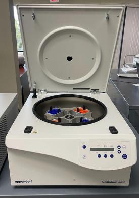 Eppendorf 5810 Benchtop Centrifuge for Versatile Laboratory Applications-cover