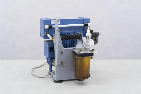 Vacuubrand MZ2C Diaphragm Vacuum Pump
