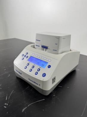 Eppendorf ThermoMixer C Benchtop Mixer with Integrated Heating and SmartBlock Module-cover