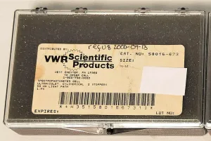 VWR 58016-673 Cylindrical 50mm UV Spectrophotometer Cell, 3 of 3