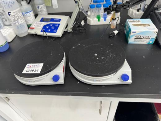 Fisher Scientific FS RT Basic Stirrer 220US Magnetic Stirrer for Laboratory Mixing-cover