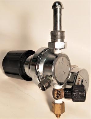 Liquid Air 2023351-580 Stainless-Steel Regulator (CGA 580)-cover