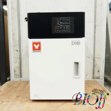 YAMATO IJ101 Low-Temperature Incubator with Two Stainless Steel Plates