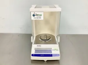 Mettler Toledo AB104-S Analytical Balance with 0.1 mg Readability and RS232 Interface, 5 of 11