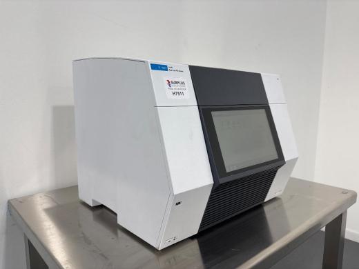 Agilent AriaDx Real-Time PCR System with Integrated Touchscreen and Enclosed Reaction Chamber-cover