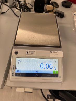 Mettler Toledo MS1602TS Digital Analytical Balance for Precise Laboratory Weighing-cover