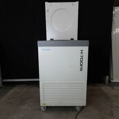 Kokusan H-700FR Refrigerated Multi-Rack Centrifuge with Swing-Out Rotor and 250 mL Bottle Buckets
