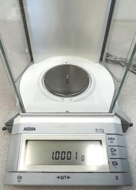 Mettler Toledo AG204 Analytical Balance with 210g Capacity and 0.0001g Readability-cover