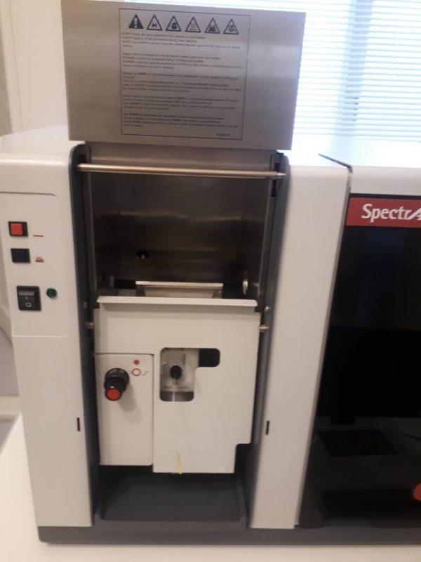 Varian 220 FS Atomic Absorption System