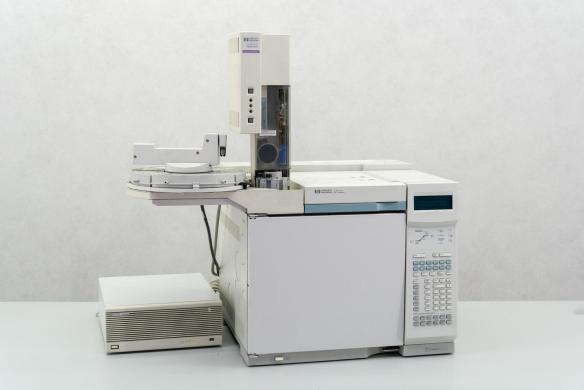 Agilent 6890 Plus Gas Chromatograph with Auto Sampler Injector and Controller-cover