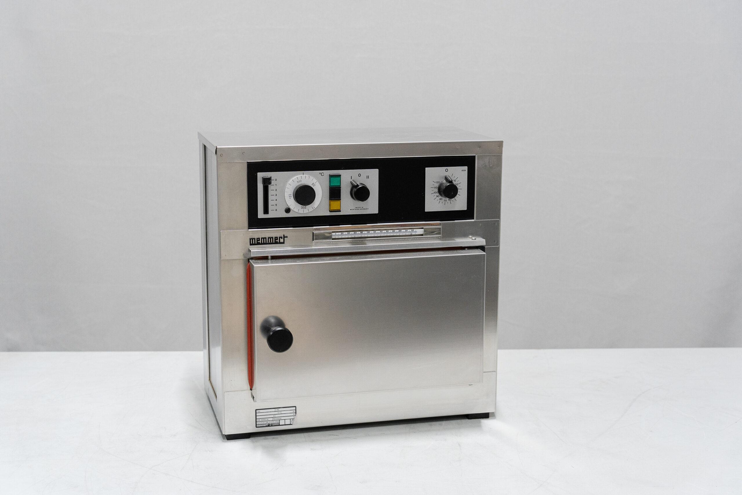 Memmert S25 Benchtop Laboratory Oven
