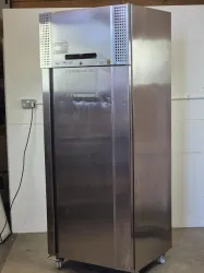 Gram R290 Eco-Friendly Laboratory Refrigerator for Sample and Reagent Storage, 12 of 22