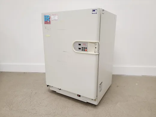 Sanyo MCO-17AI CO2 Incubator for Cell Culture and Bioprocessing Applications