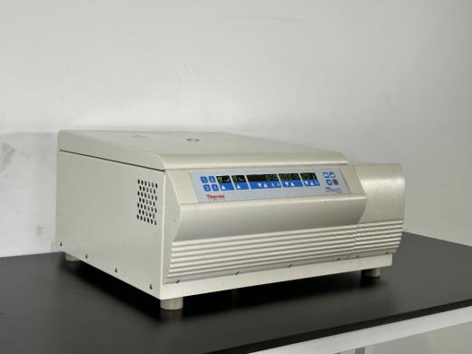 Thermo Scientific Sorvall Legend RT+ Centrigue-cover