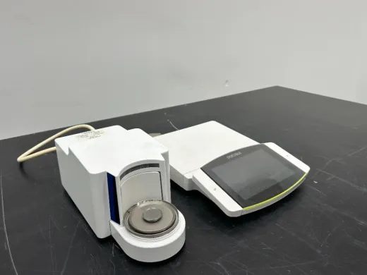 Sartorius Cubis MCA10.65-2500-M Microbalance with Touchscreen and Draft Shield