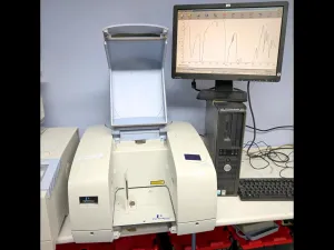 PerkinElmer Spectrum 100 FTIR Fourier Transform Infrared Spectrometer with ATR Accessory, 2 of 7