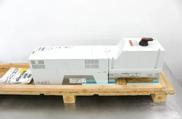 ABB ACH580-PCR-034A-4 25HP 480V HVAC AC Variable Frequency Drive Controller