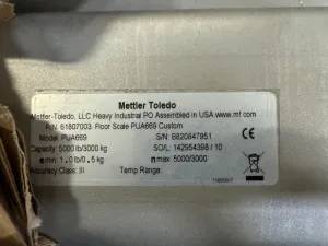 Mettler Toledo PUA669 Precision Floor Scale for Laboratory Weighing, 3 of 3