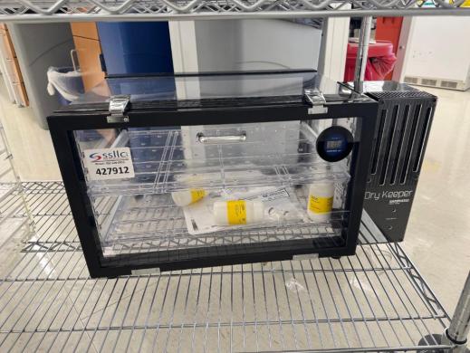 Sanplatec Dry Keeper Desiccator Cabinet with Humidity Indicator and Acrylic Door-cover