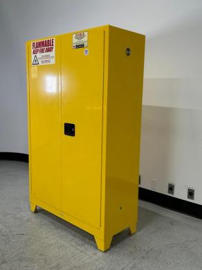 Eagle Tower 1947XLEGS 45-Gallon Flammable Storage Cabinet-cover