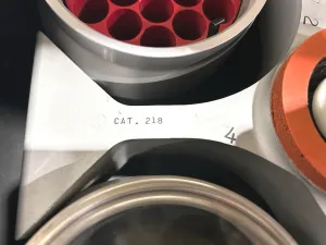 IEC Centra-8R Refrigerated Benchtop Centrifuge with 218 Swing-Out Rotor and Accessories, 2 of 16