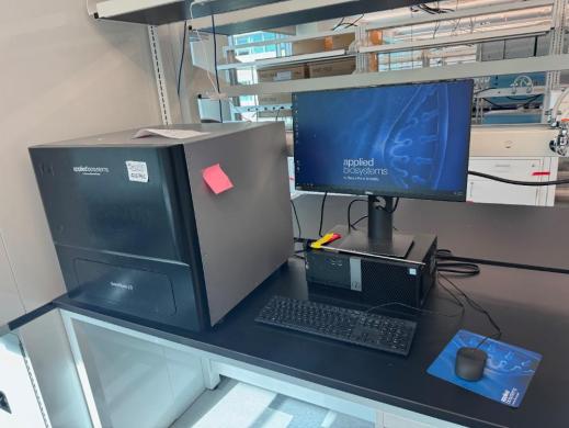 Applied Biosystems QuantStudio Absolute Q Digital PCR System for Molecular Diagnostics-cover