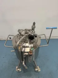 T&C Stainless Steel Portable Vessel Model TC6359 for Laboratory and Bioprocessing Use, 3 of 4
