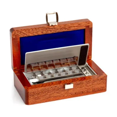 Radwag F1 Mass Standard - Knob Weights Without Adjustment Chamber, Set (1 mg - 5 g), Wooden Box