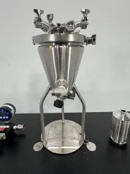 Holloway 1.2 Liter Stainless Steel Jacketed Vessel for Controlled Reaction Processes, 3 of 4