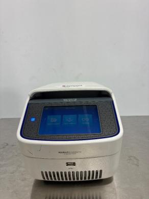 Applied Biosystems MiniAmp Touchscreen Thermal Cycler for DNA Amplification-cover