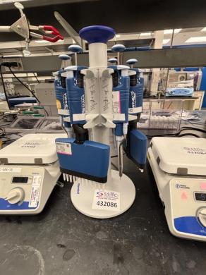 VWR Assorted Single and Multi-Channel Manual Pipettes with Rotating Stand-cover
