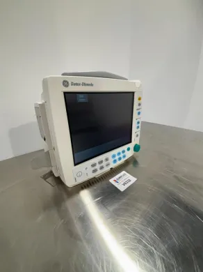 GE Datex-Ohmeda S/5 F-FM-00 Multiparameter Patient Monitor