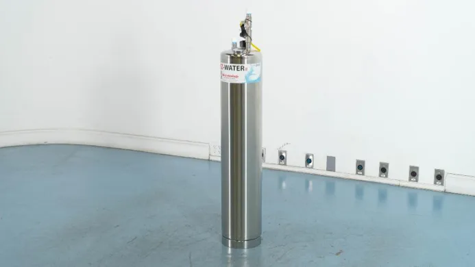 Microbiology International EZ-WaterR Laboratory Ultrapure Water Purification System
