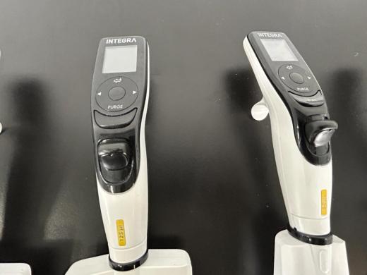 INTEGRA Biosciences Electronic Multichannel Pipettes Set of 7 for Precise Liquid Handling-cover