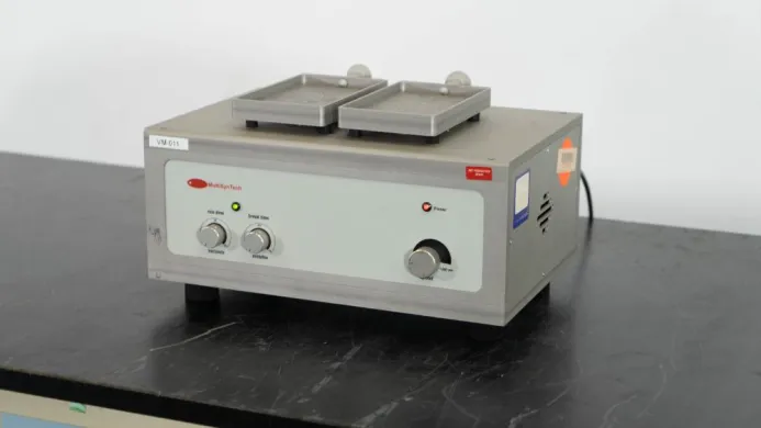 MultiSynTech SYRO Benchtop Vortex Mixer for Laboratory Sample Mixing